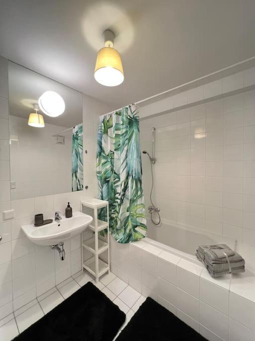 3-Room Vienna Centrale Suite エクステリア 写真
