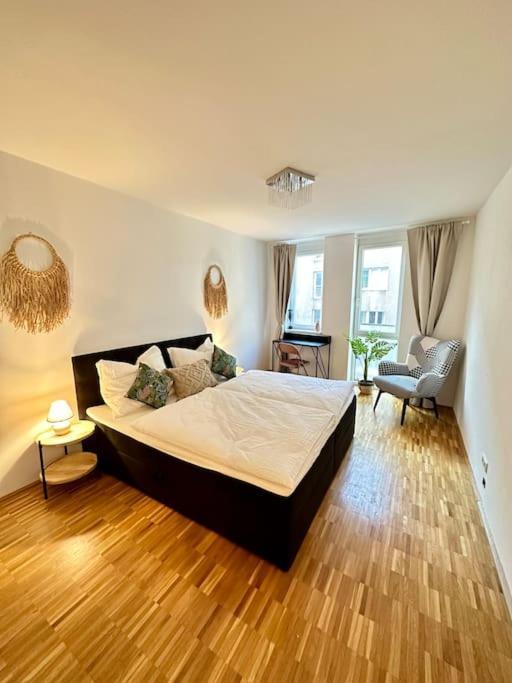 3-Room Vienna Centrale Suite エクステリア 写真